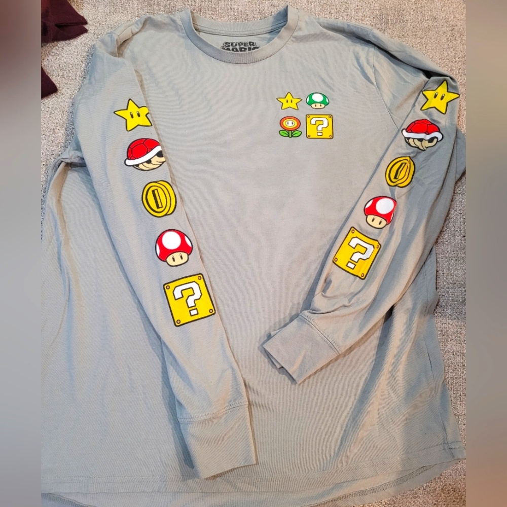 Super Mario long sleeve